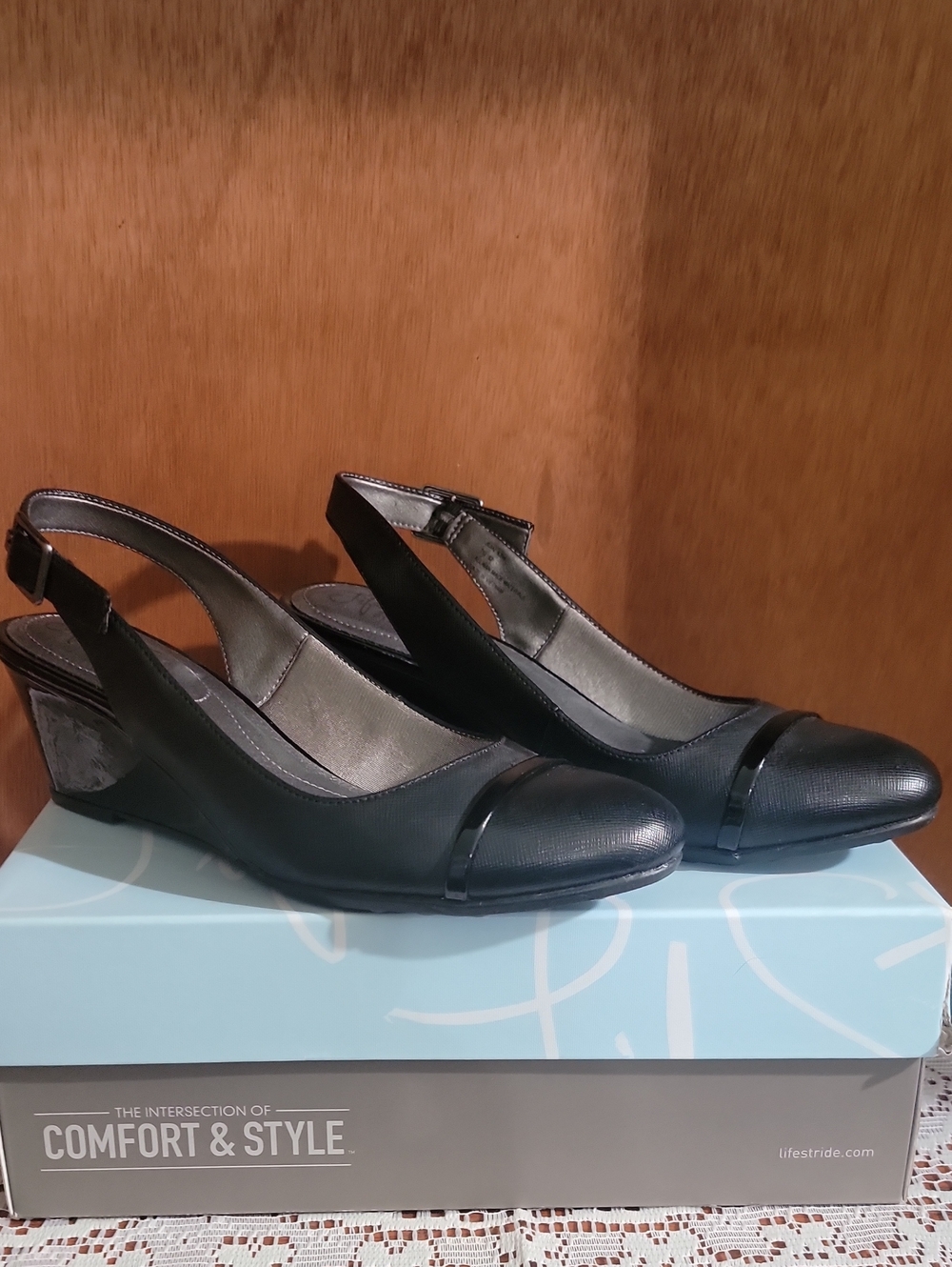 Life Stride Black Slingback Wedge Pumps with Cap Toe Size 9.5